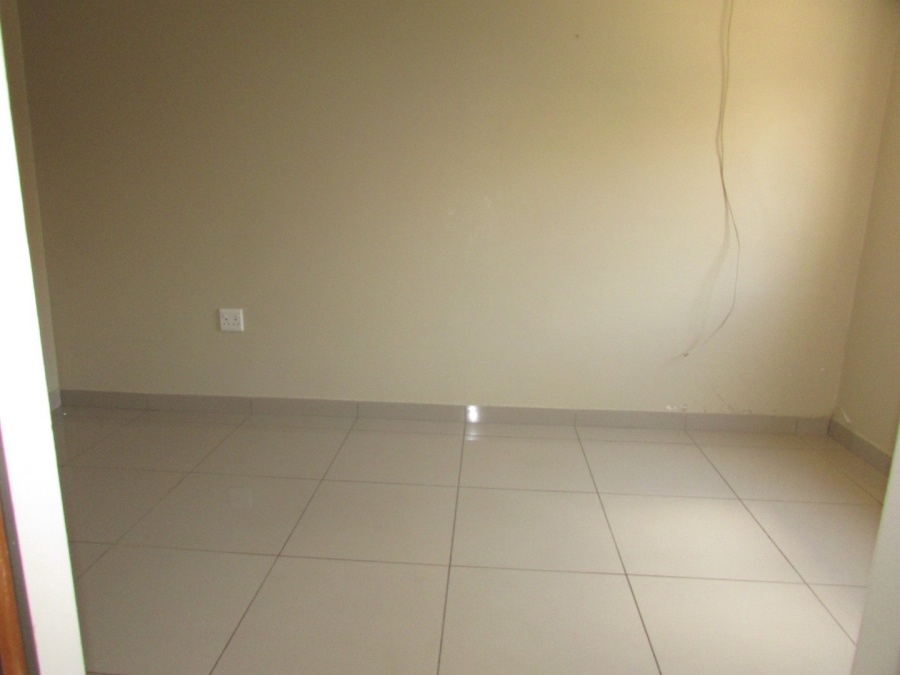 To Let 1 Bedroom Property for Rent in Heuwelsig Free State